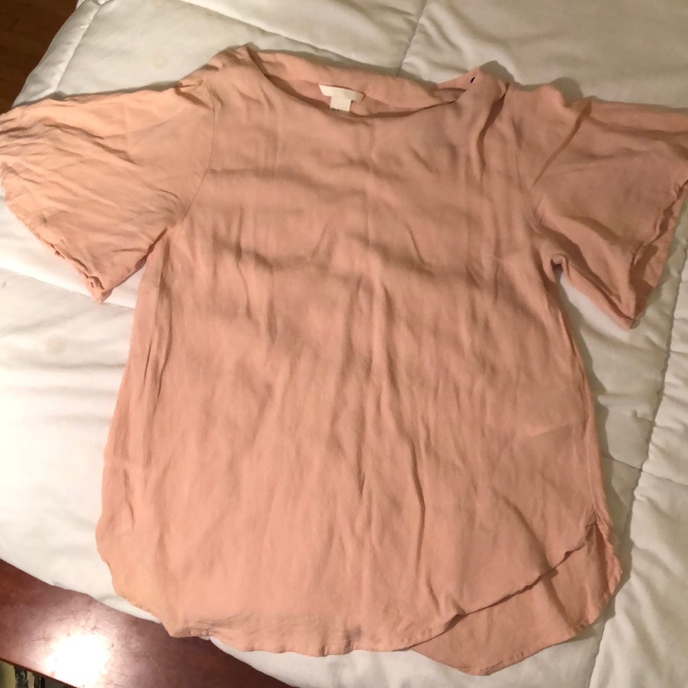 H&M Size 6 Blush Flutter Sleeve Viscose Blouse